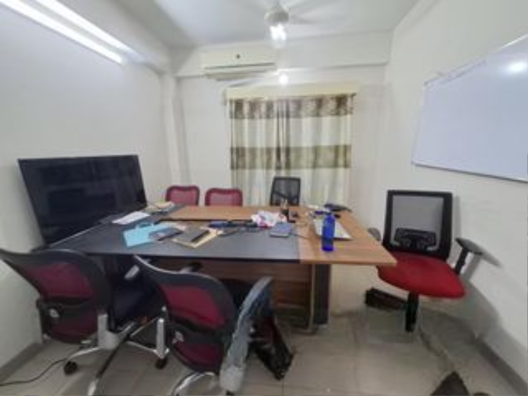 Full furnish office space available in Baridhara dohs