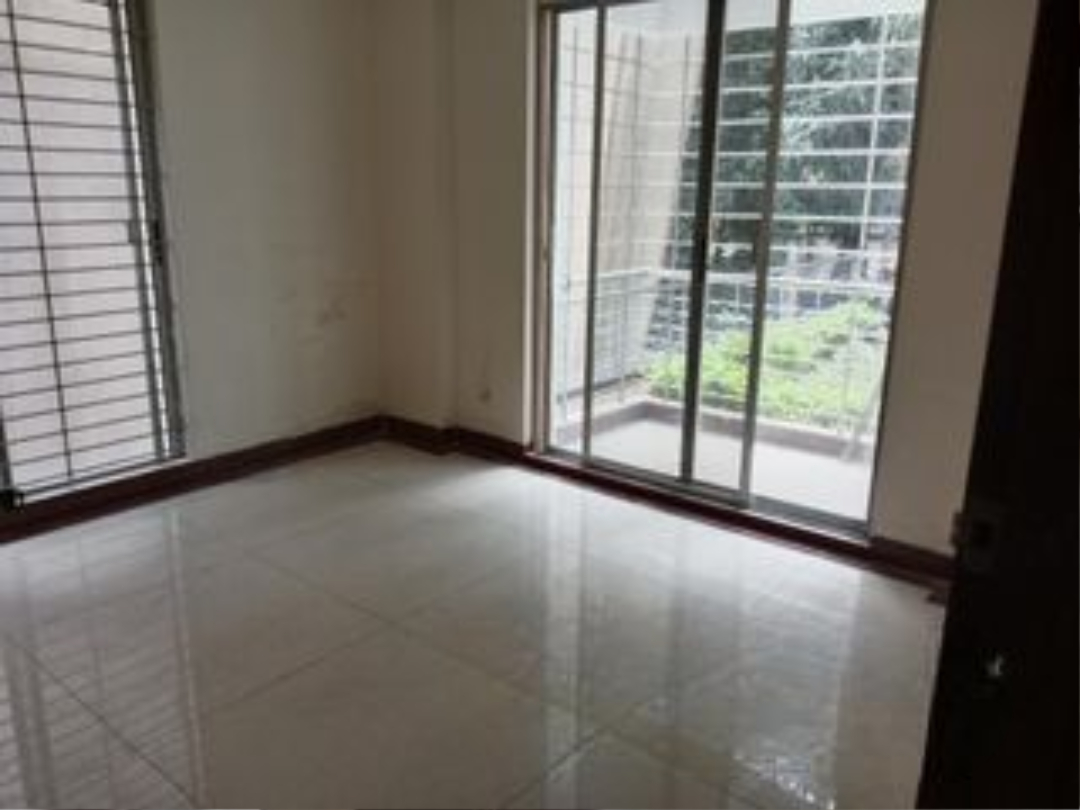 2050 sft office space available in banani South