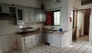 good looking 3300 sft 4 Bed room apt available in Gulshan 2