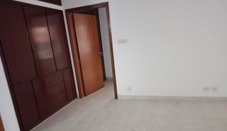 Good Quality 4 Bedroom Un Farnised Flat Rent At Gulshan