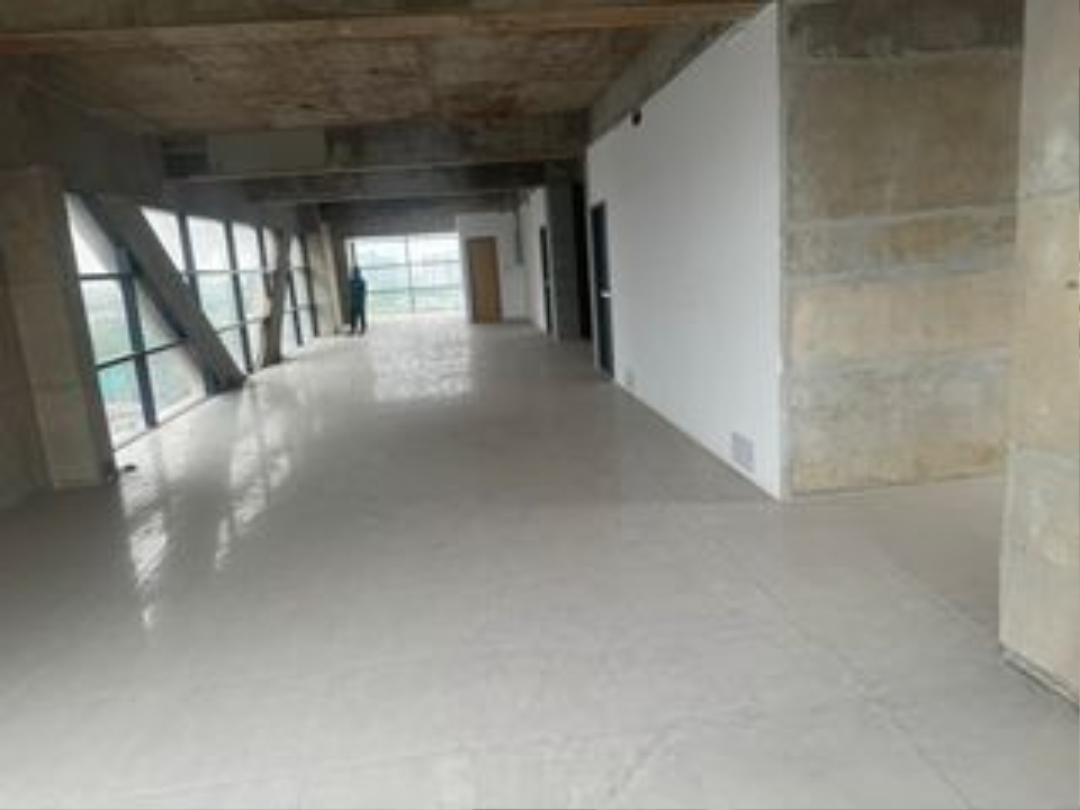 Brand new Commercial space Rent in Banani Road 11