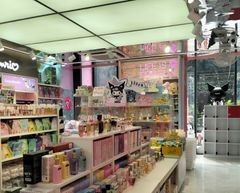 1000 sft Ground floor Shop / coffee shops for Rent
