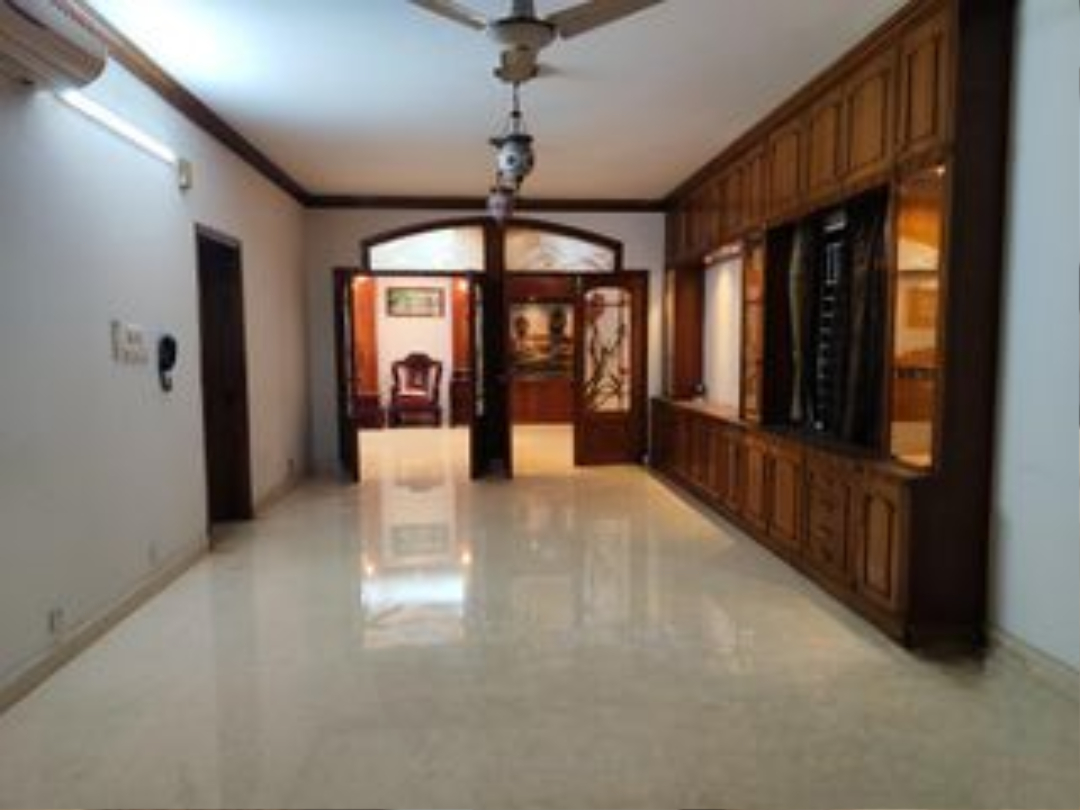 3600-Sqft 4Bed Semi-Furnished Apartment Rent In Gulshan-2
