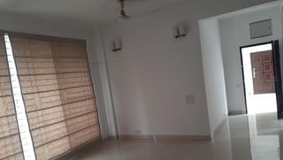 Semi furnished 4Bed Luxury Flat Rent Gulshan-2 North