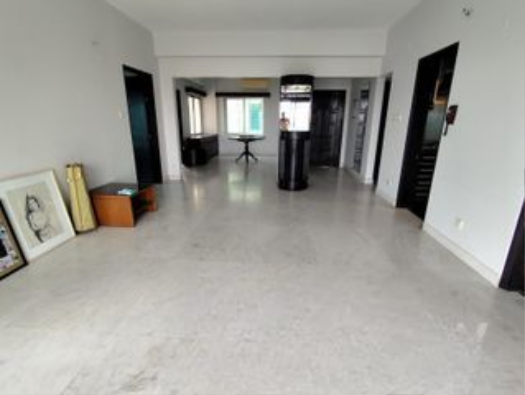 Semi Furnished Lake View Beautiful Apartment Rent In Gulshan-2
