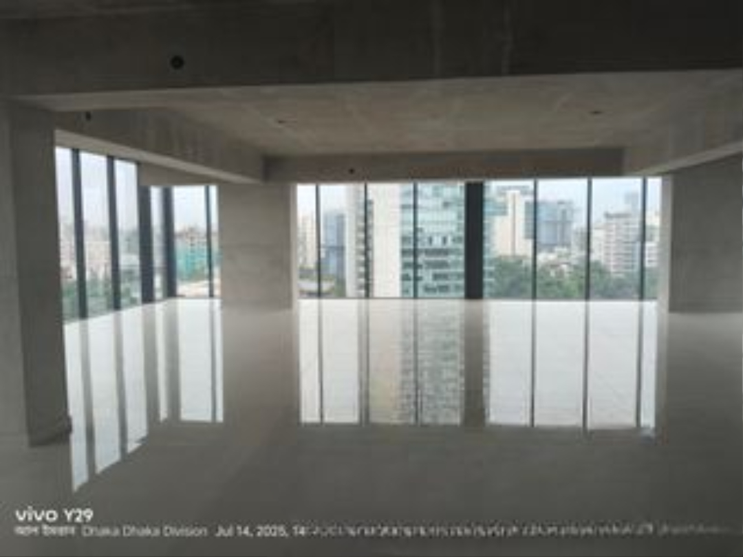 One Floor(14000) Sqf Commercial Speech Rent @ Gulshan Avenue.