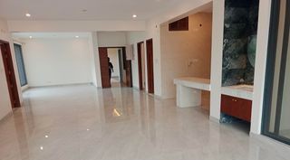 New Modran Swmming pool Gym Semi Farnised Flat Rent At Gulshan North