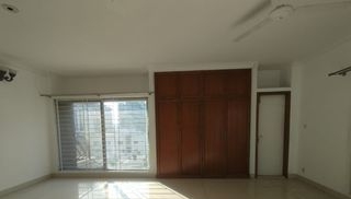 Good Quality 4500 Sft Un Farnised Flat Rent At Gulshan North