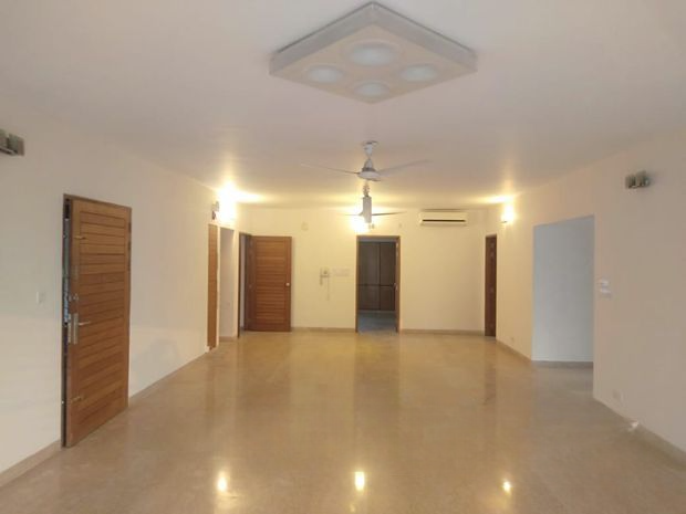 Semi Furnished 4bed 4250 Sqft Apt: For Rent @ Gulshan 2