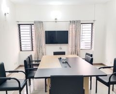 FuLL furnished office