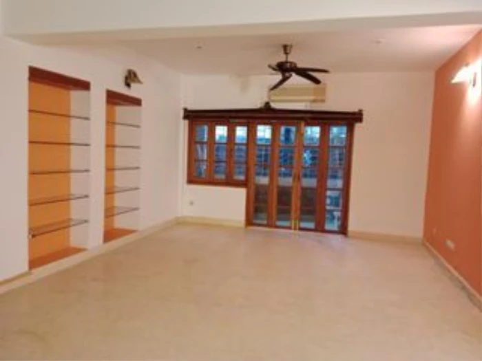 duplex 4000 sft semi furnish office space available in banani north 