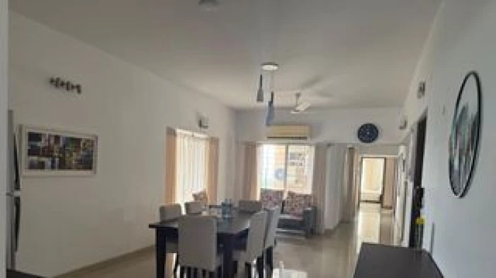 Luxurious Fully Farnised Flat Rent At Gulshan North