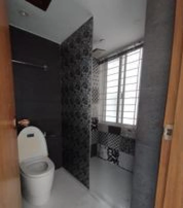 Good Quality 4 Bedroom Un Farnised Flat Rent At Gulshan 2