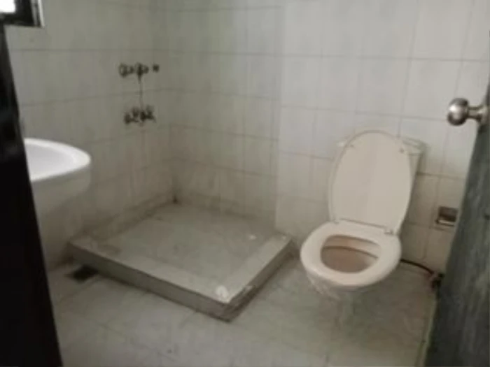 2500 sft office space available in Gulshan