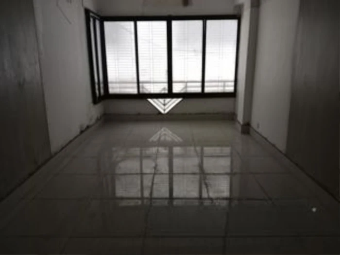 2500 sft office space available in resident building at gulshan