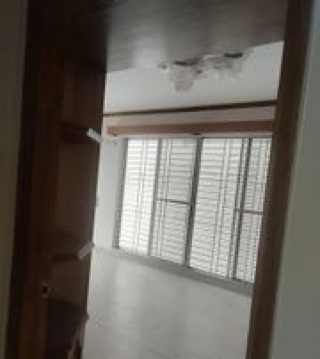 Good Quality Semi Farnised 3 Bedroom Flat Rent At Banani