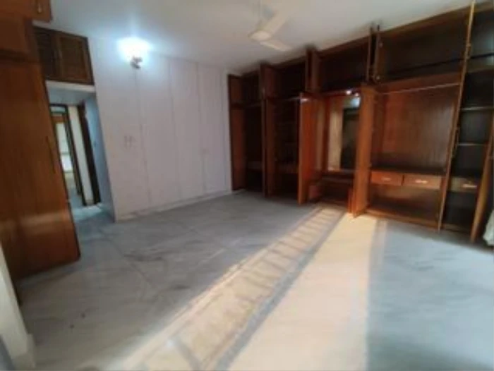 Baridhara Diplomatic Zone Semi Furnished Exclusive Apartment Rent