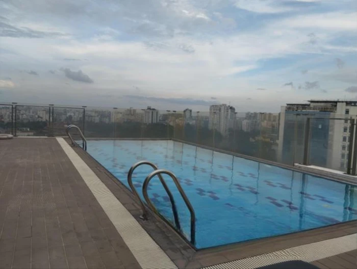 4800 sqft Lakeside Apartment with gym swimming facilities