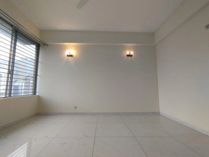 4800 sqft Lakeside Apartment with gym swimming facilities