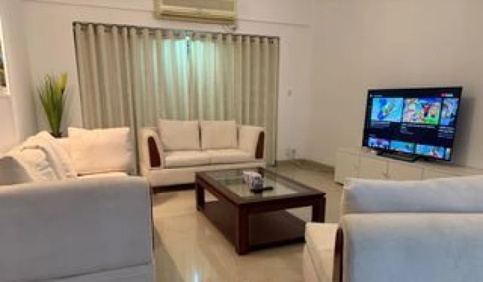 Luxurious Fully Farnised Flat Rent At Gulshan North