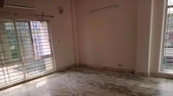 Modern Good Quality Semi Farnised Flat Rent At Gulshan 2