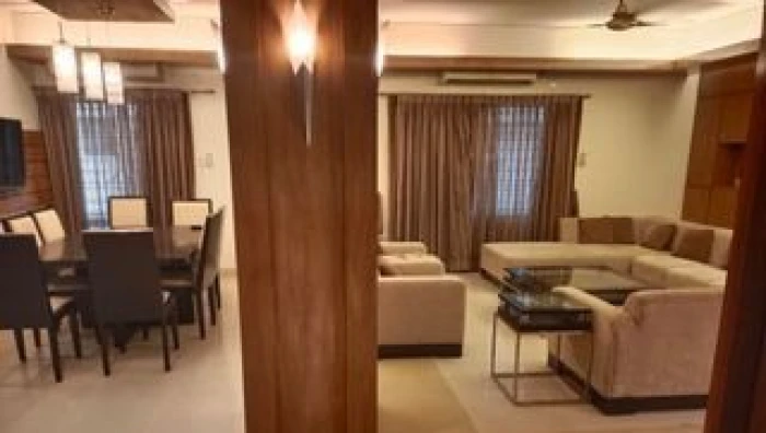 Luxurious Fully Farnised One Bedroom Flat Rent at Gulshan