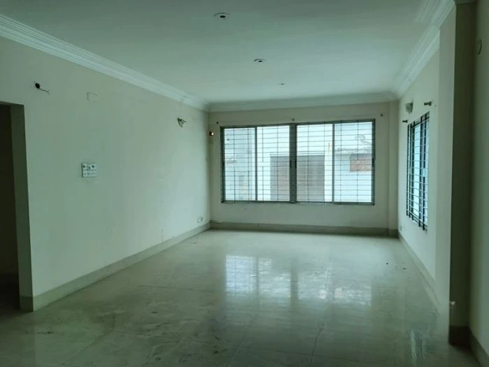 2500 SQFT APARTMENT TYPE OFFICE RENT GULSHAN