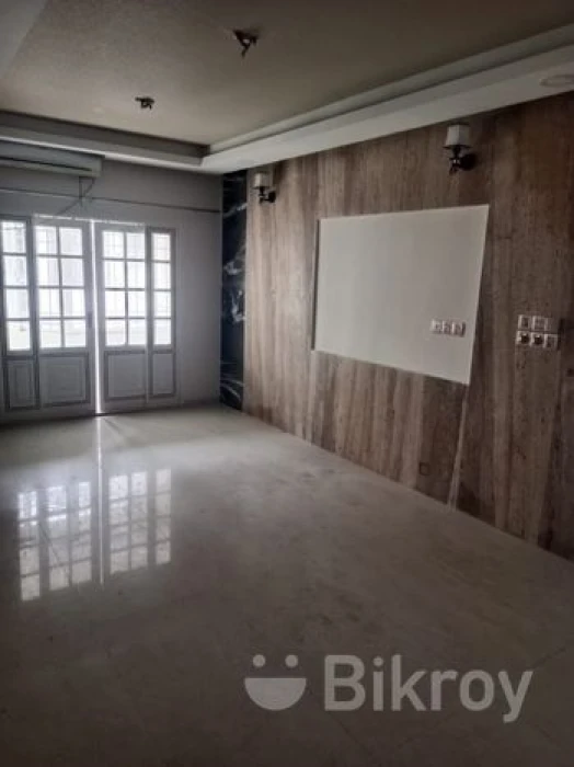 9000 Sqft Commercial Space Rent @ Gulshan Avenue