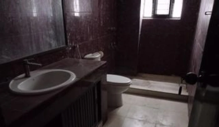 office space 2450 sft rent in resident building at gulshan