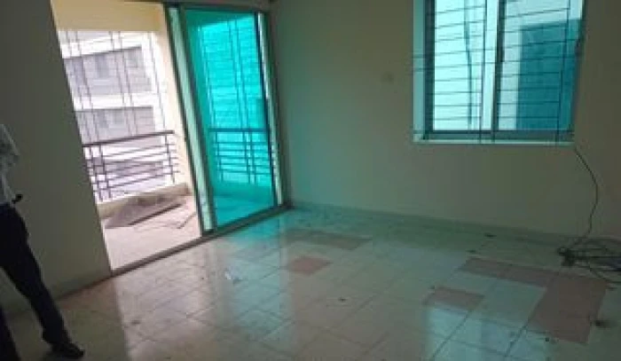 Good Quality 3 Bedroom Un Farnised Flat Rent At Gulshan