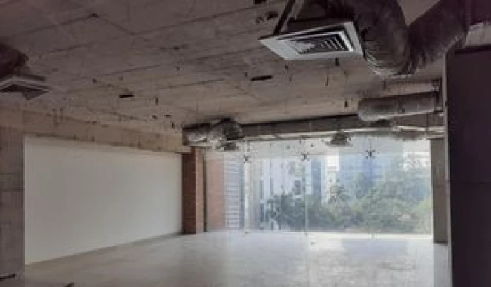 100 % Full Commercial 2000 Sqft Office Space Rent Gulshan Avenue