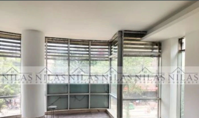 Commercial 1600 Sft Office/Café Space for Rent in Dhanmondi
