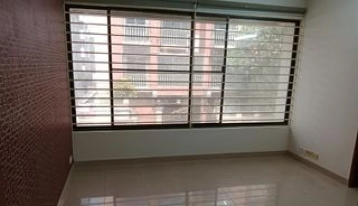 Duplex semi furnish 4000 sft apt rent in Gulshan