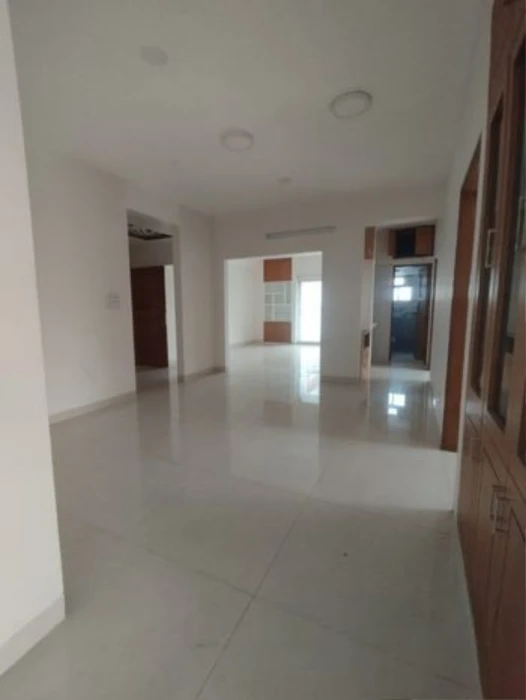 11th floor 4 bedrooms unfurnished apartment For Rent in Gulshan 2
