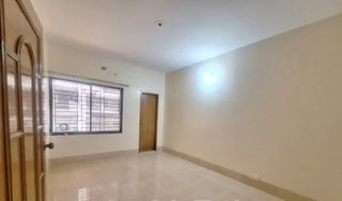 2500Sq ft Office Space Rent Gulshan2 Nice View