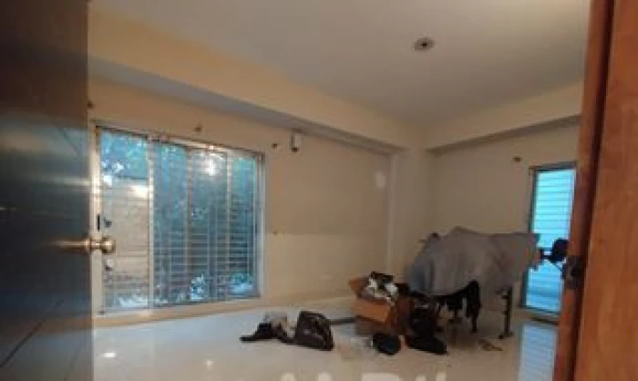 Good Quality 3 Bedroom Un Farnised Flat Rent At Gulshan 2