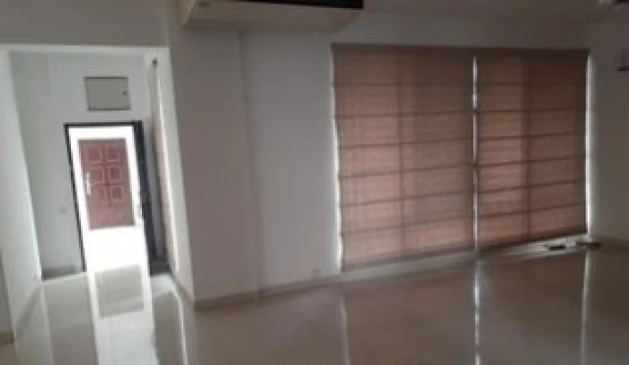 Semi furnished 4Bed Luxury Flat Rent Gulshan-2 North