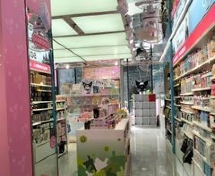 1000 sft Ground floor Shop / coffee shops for Rent