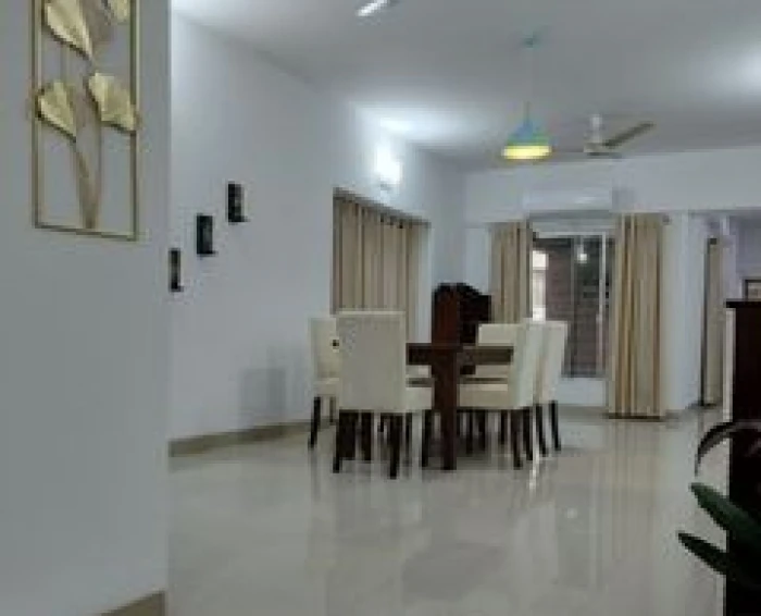 3200 sft 2nd floor Apartment rent in Gulshan