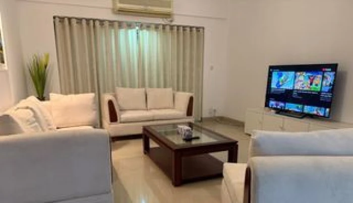Luxurious Fully Farnised Flat Rent At Gulshan North