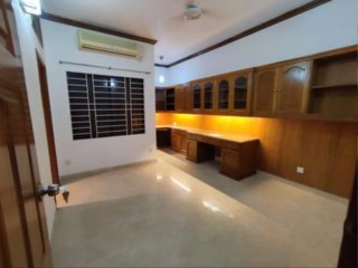 3Bed Excellent Semi-Furnished Apartment Rent In North Gulshan