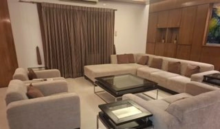 Fully Furnished 1800.sqft 1Bed Rooms 2Bath Apartment Rent