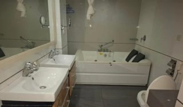 Fully Furnished 1800.sqft 1Bed Rooms 2Bath Apartment Rent