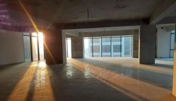 100% Commercial 4600 Sf 18th For Rent at Gulshan-1