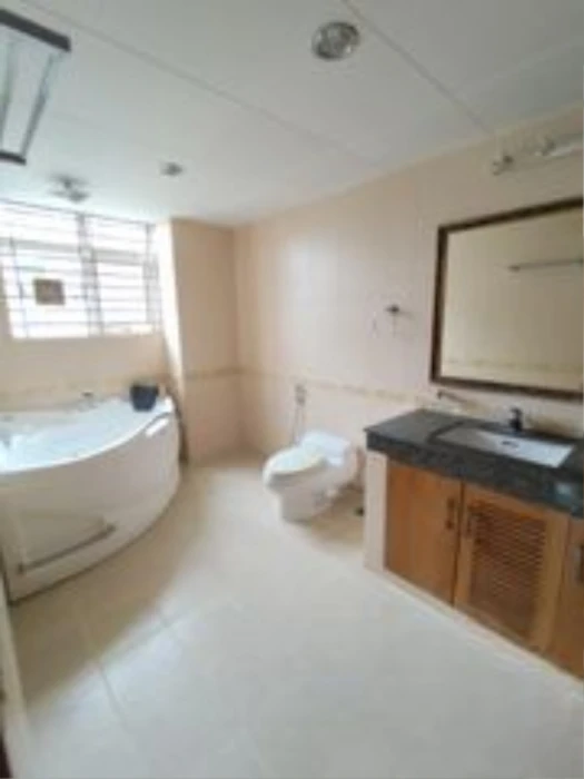 7/17 6500-Sqft 4Bed Semi-Furnished Big Apartment Rent In Gulshan-2