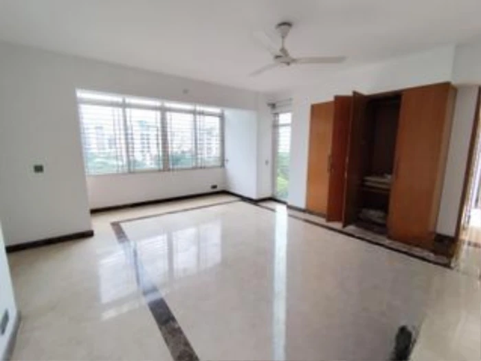 7/17 6500-Sqft 4Bed Semi-Furnished Big Apartment Rent In Gulshan-2