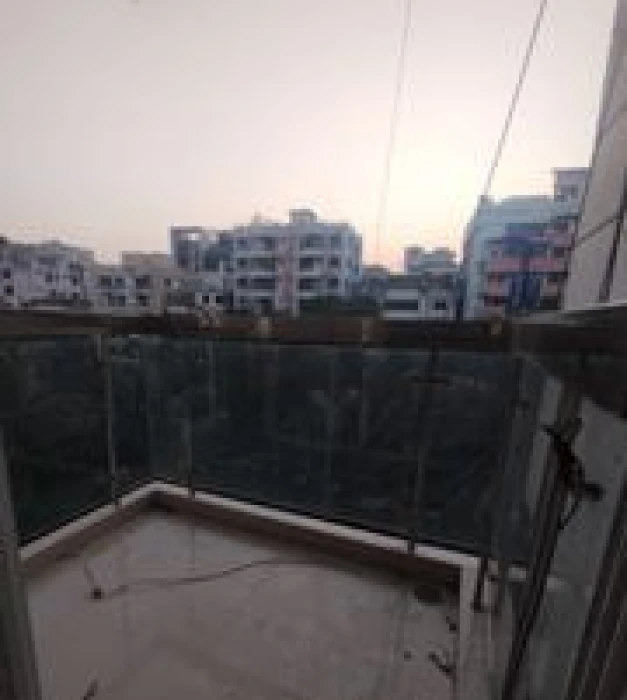 Good Quality 3 Bedroom Un Farnised Flat Rent At Gulshan 1