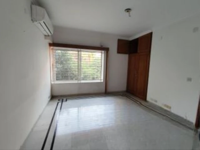 Lake View Beautiful 4Bed Apartment For Rent In North Gulshan