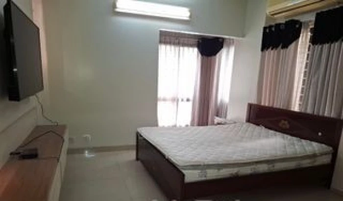 Fully Furnished 3Bed 3Bath Apartment Flat Rent 3rd Floor