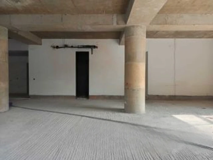 4000 SqFt New Commercial Space Rent Gulshan Avenue